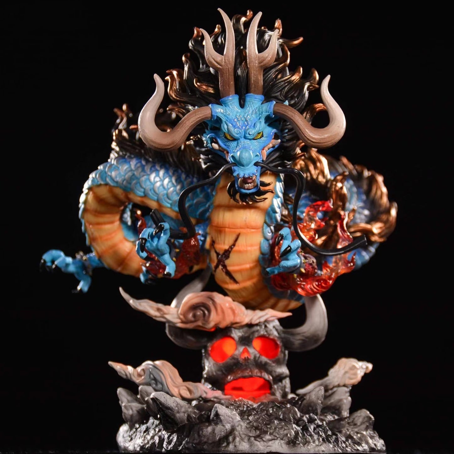 One Piece Anime Figure Kaido Dragon Form Four Emperors With Lamp