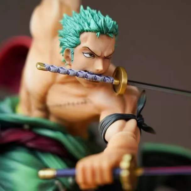 One Piece  Figure Roronoa Zoro