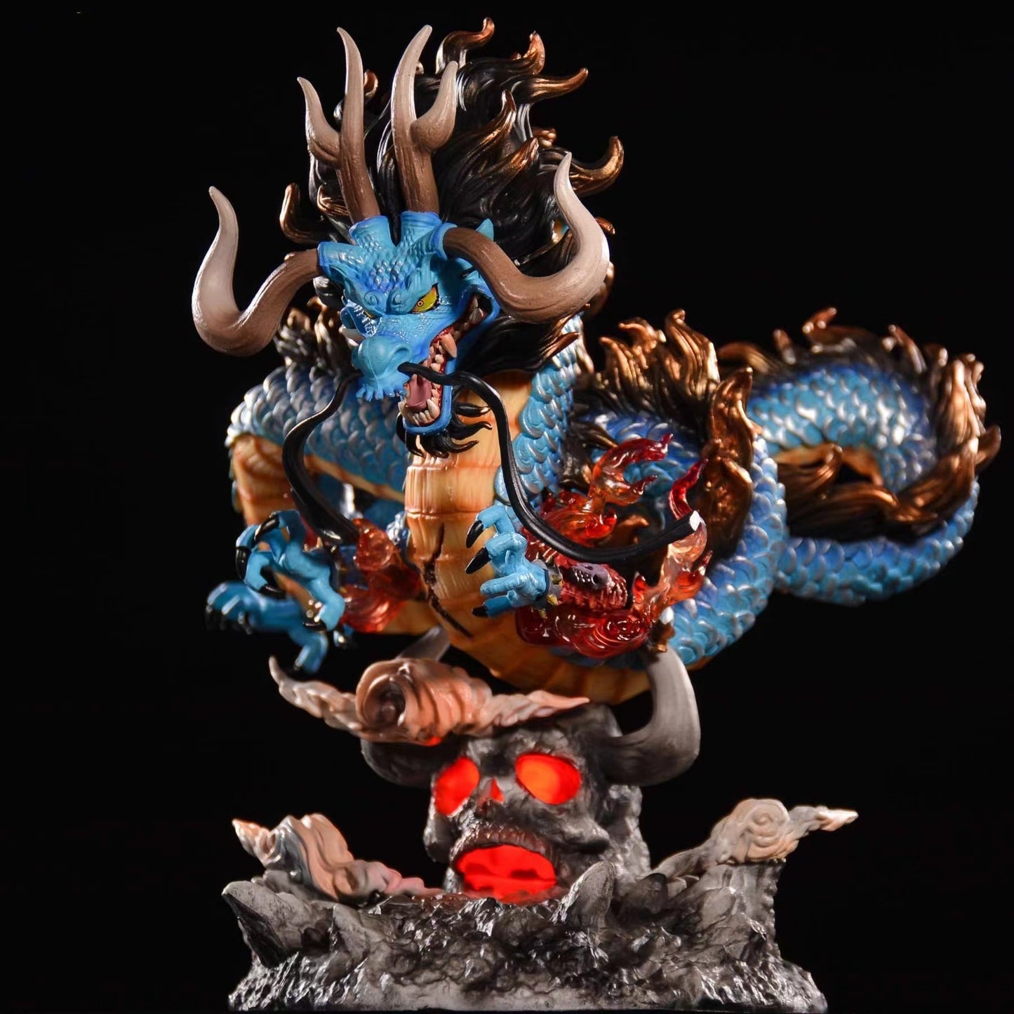 One Piece Anime Figure Kaido Dragon Form Four Emperors With Lamp